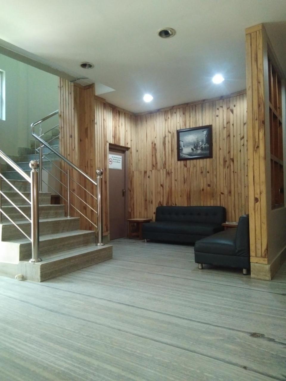 Hotel Pine Kohima Bagian luar foto